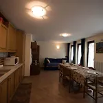 Apartament Dina *
