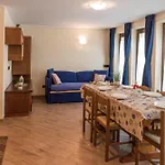 Apartament Dina
