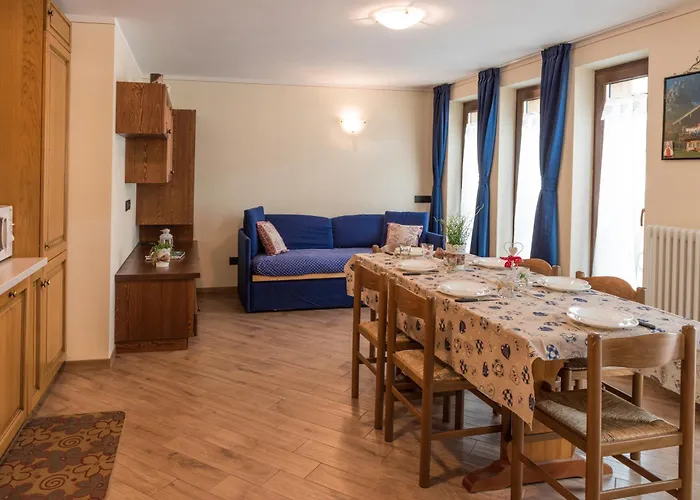 Apartament Dina